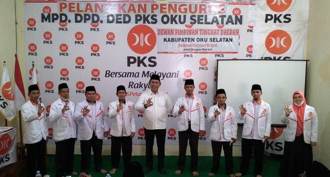 Bupati OKUS Hadiri Pelantikan Pengurus MPD, DPD dan DED PKS OKU Selatan 1 IMG 20210309 194923 410