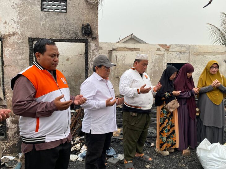 DPW PKS SUMSEL MENYALURKAN BANTUAN UNTUK KORBAN KEBAKARAN img 20261015 172734 287