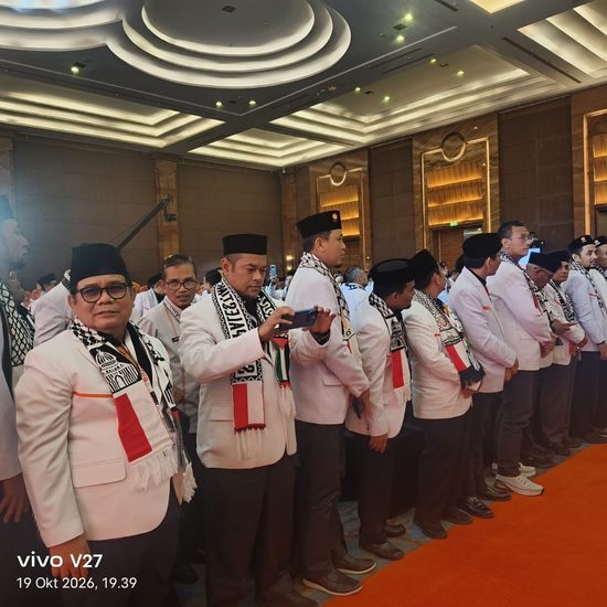 Kak Bahar Hadiri Bimteknas PKS 2026, Siap Kawal Arahan Presiden untuk Menjawab Persoalan Bangsa whatsapp image 2026 10 22 at 09.37.38 (1)