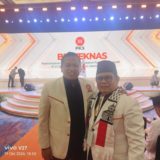 Kak Bahar Hadiri Bimteknas PKS 2026, Siap Kawal Arahan Presiden untuk Menjawab Persoalan Bangsa whatsapp image 2026 10 22 at 09.37.38